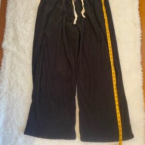 Black Soft and Comfy NWT Drawstring Pants Size XL